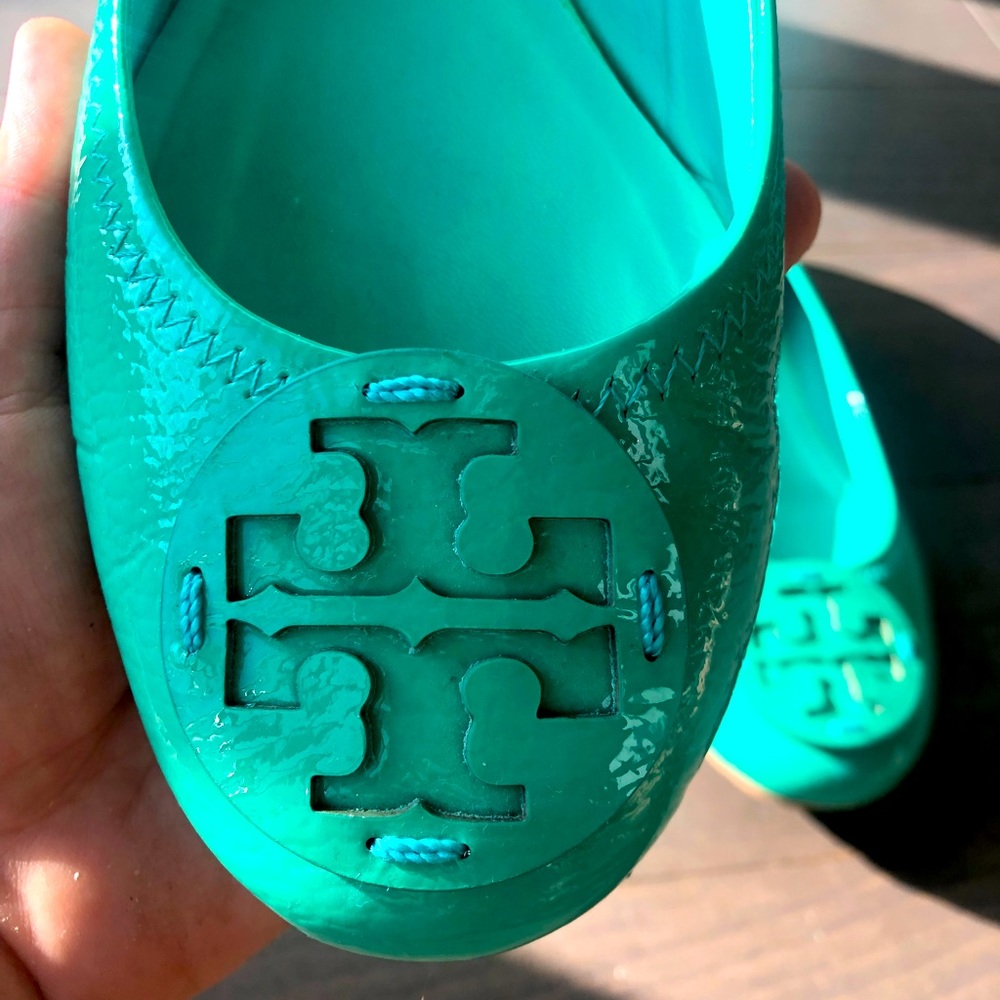 Tory Burch patent logo flats